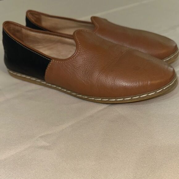 CHARIX Camel/Black Leather Slip-On Loafers Size 40 - Picture 3 of 12